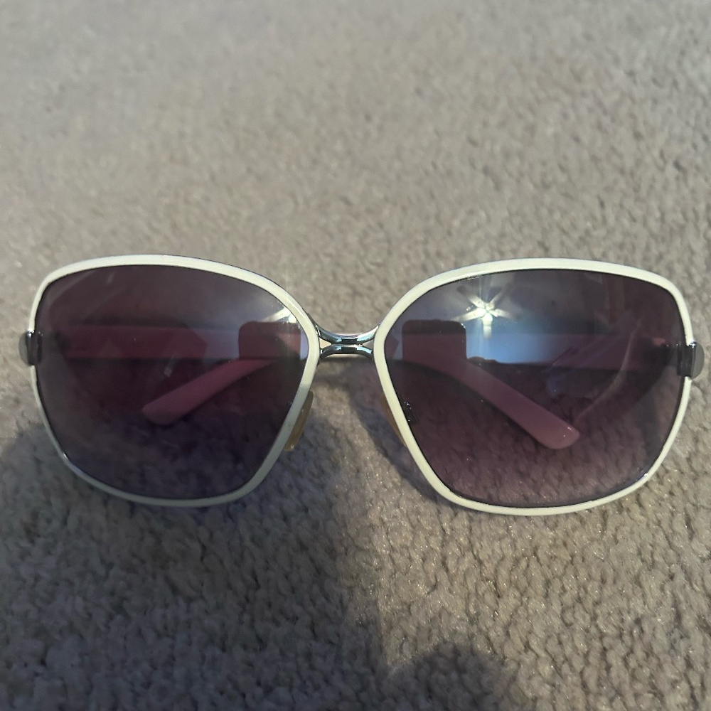 Steve Madden Sunglasses